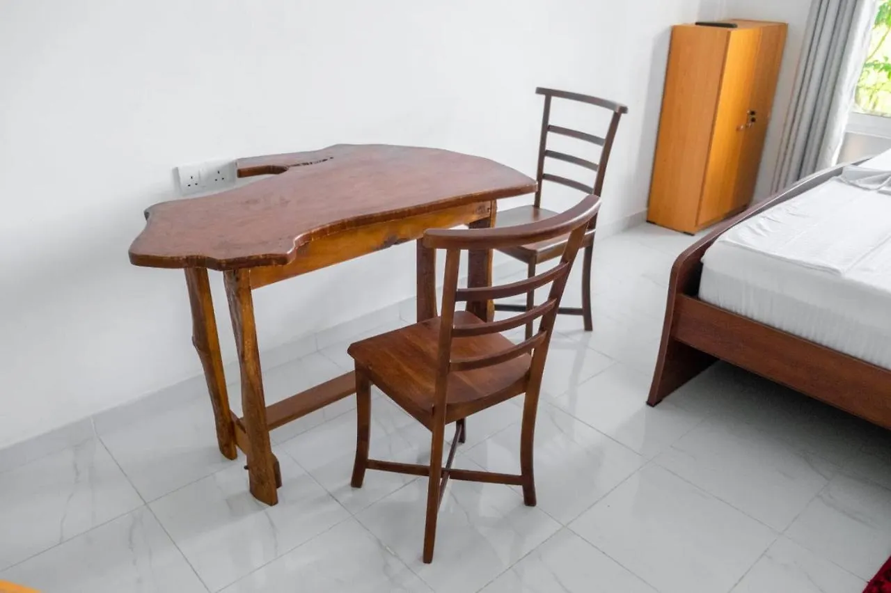 G A Villa Airport Transit Hotel Katunayaka 0*,